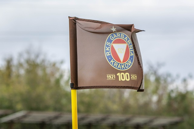 及其在足球 及其在足球